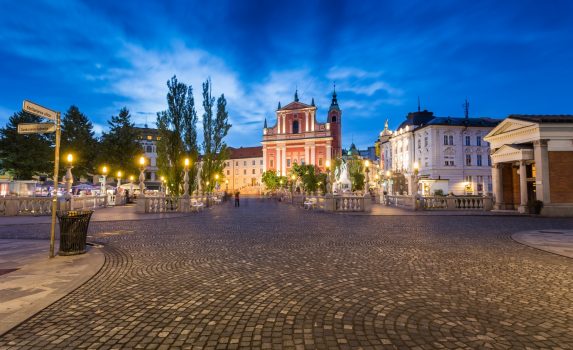 スロベニアの首都リュブリャナの街並み　スロベニアの風景
