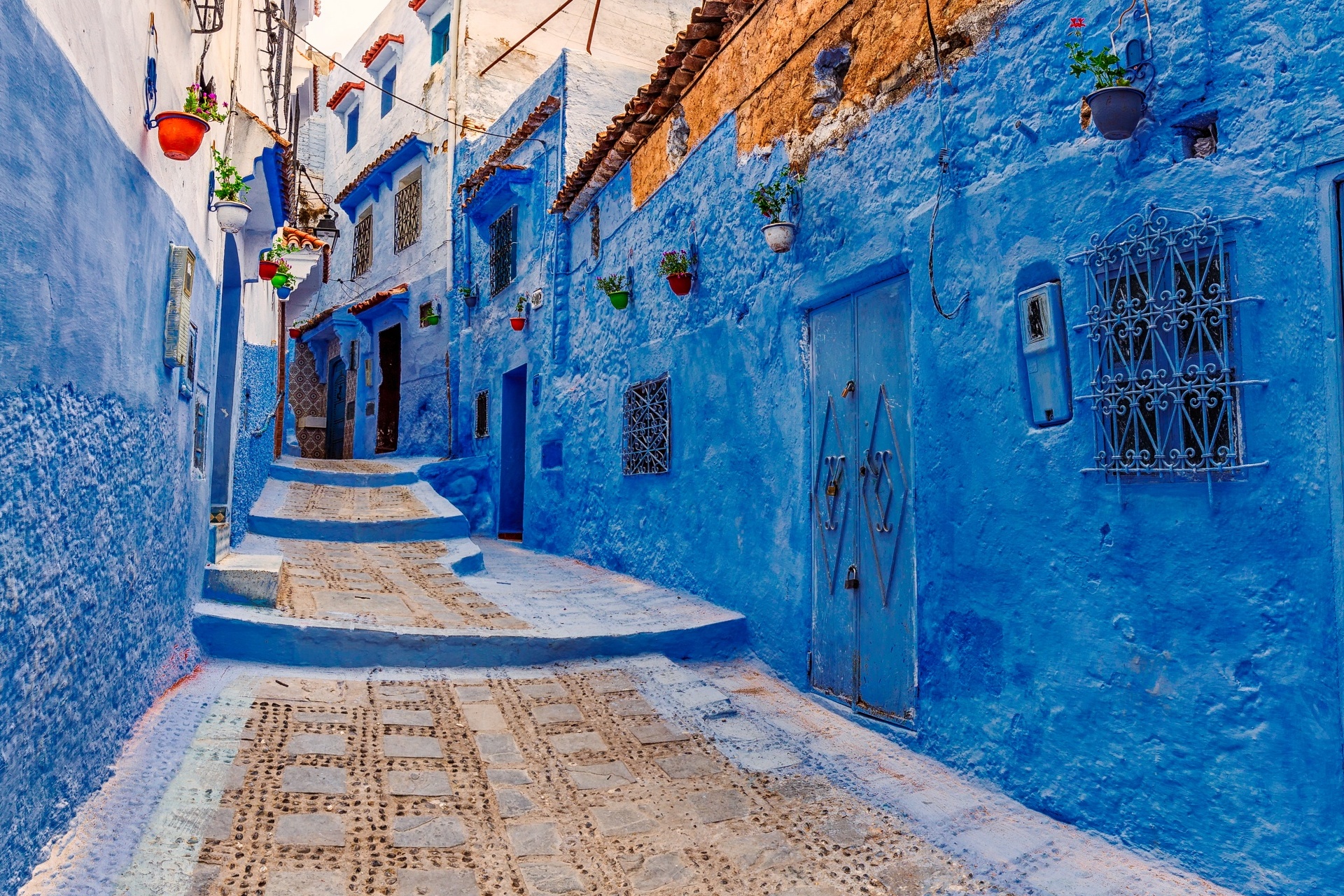 青色の町　シャウエンの風景　モロッコの風景