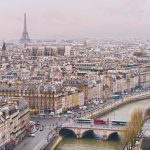 エッフェル塔とパリの町並み　フランスの風景