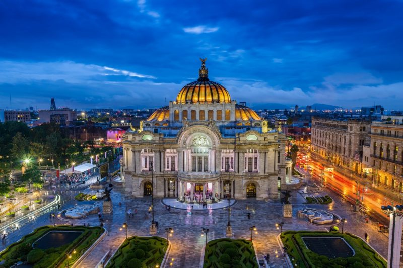 夕暮れのベジャス・アルテス宮殿 メキシコ・シティ メキシコの風景 | Beautiful Photo.net | 世界の絶景 美しい景色