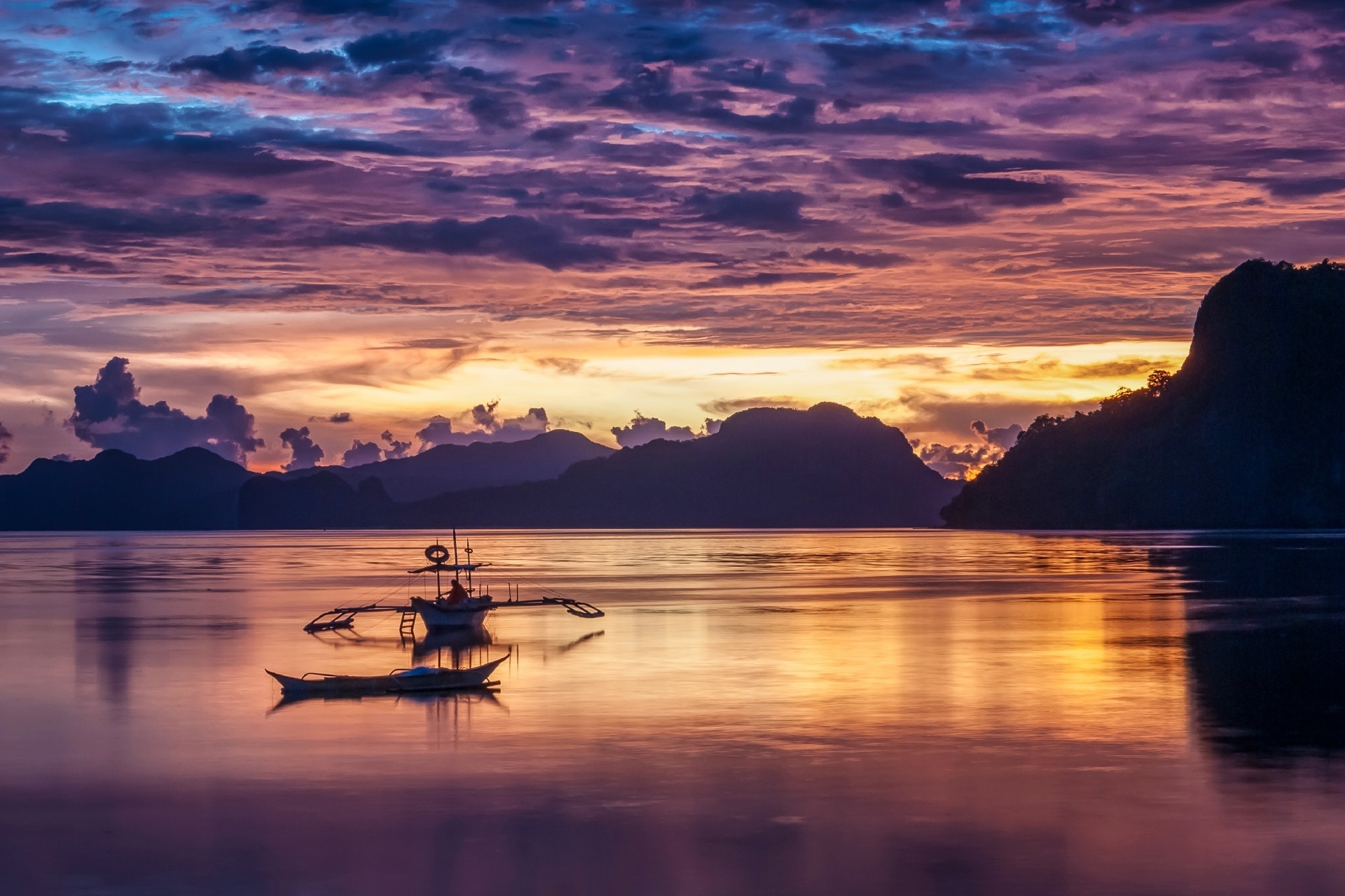 夕暮れの風景　フィリピン　パラワン島　エルニド