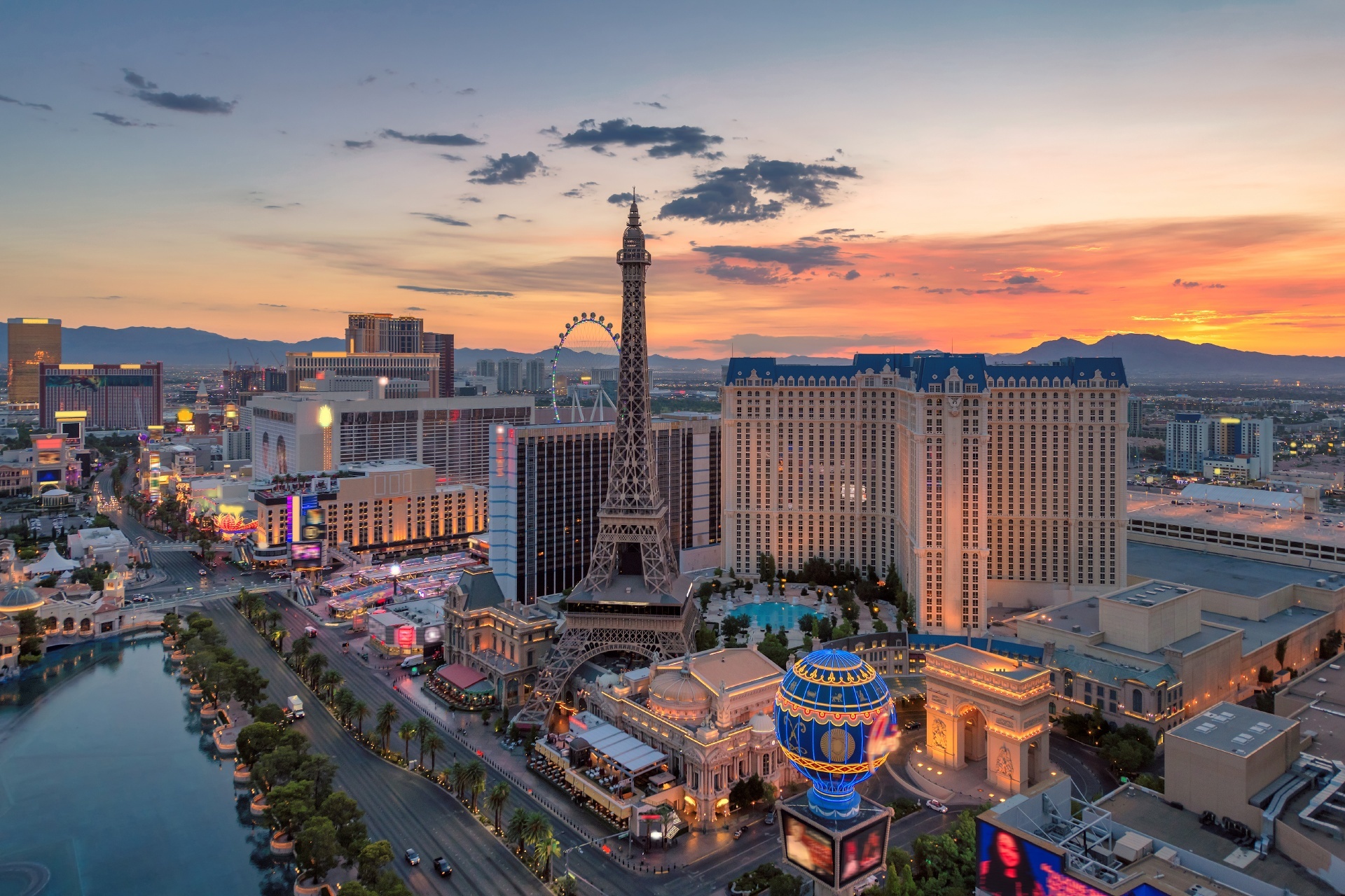 日の出のラスベガスの風景 アメリカの風景 Beautiful Photo Net