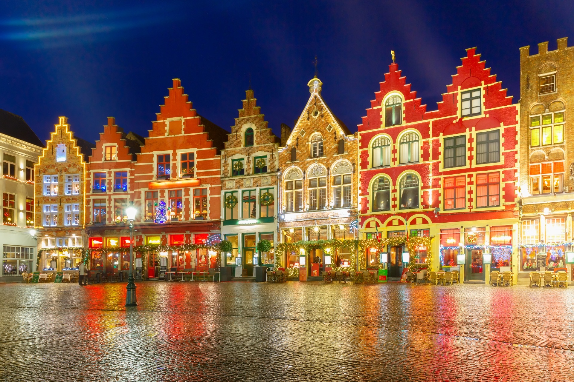 クリスマスのブリュージュ旧市街　ベルギーの風景　