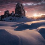 冬のドロミテの朝　イタリアの風景