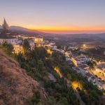 サアラ・デ・ラ・シエラの夕暮れの風景　スペイン　アンダルシアの風景