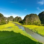 ベトナム　ニンビン省　タムコック＝ビックドン景勝地の風景