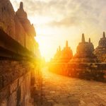 ボロブドゥール寺院の日の出の風景　インドネシアの風景