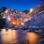 夜のリオマッジョーレの風景　イタリアの風景