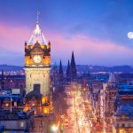エジンバラの旧市街とエジンバラ城　スコットランドの風景