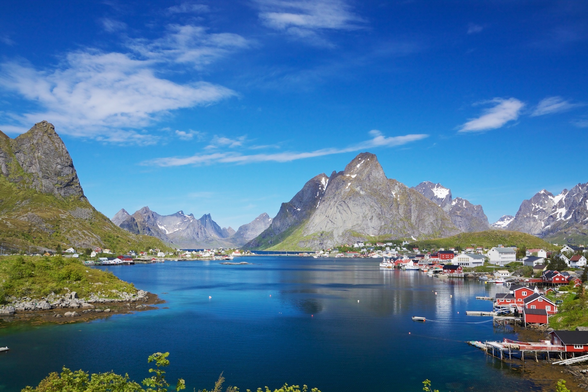 ロフォーテン諸島レーヌの風景　ノルウェーの風景