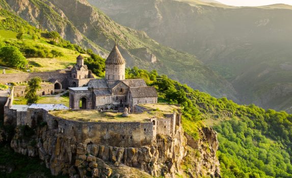 タテフ修道院　アルメニアの風景