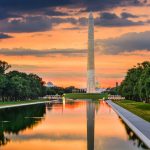夕暮れのワシントン記念塔　アメリカの風景
