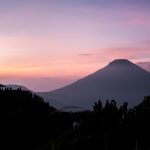朝焼けのディエン高原　インドネシアの風景