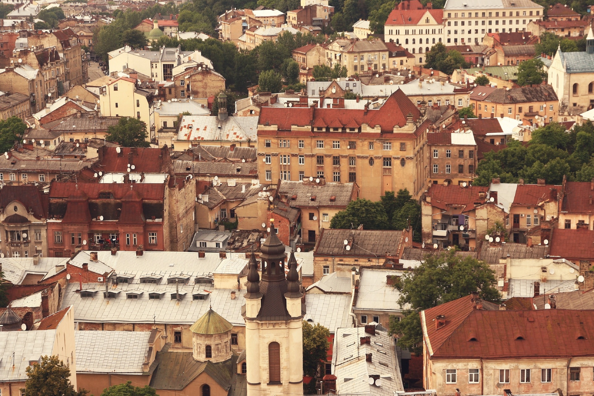 町並み ウクライナ 歴史的建造物が残る、魅力たっぷりウクライナの世界遺産7選をご紹介！