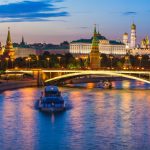 クレムリンとモスクワ川　モスクワの夜景　ロシアの風景
