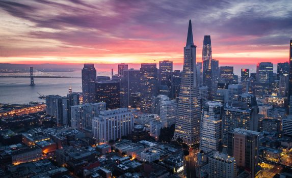朝のサンフランシスコ　アメリカの風景