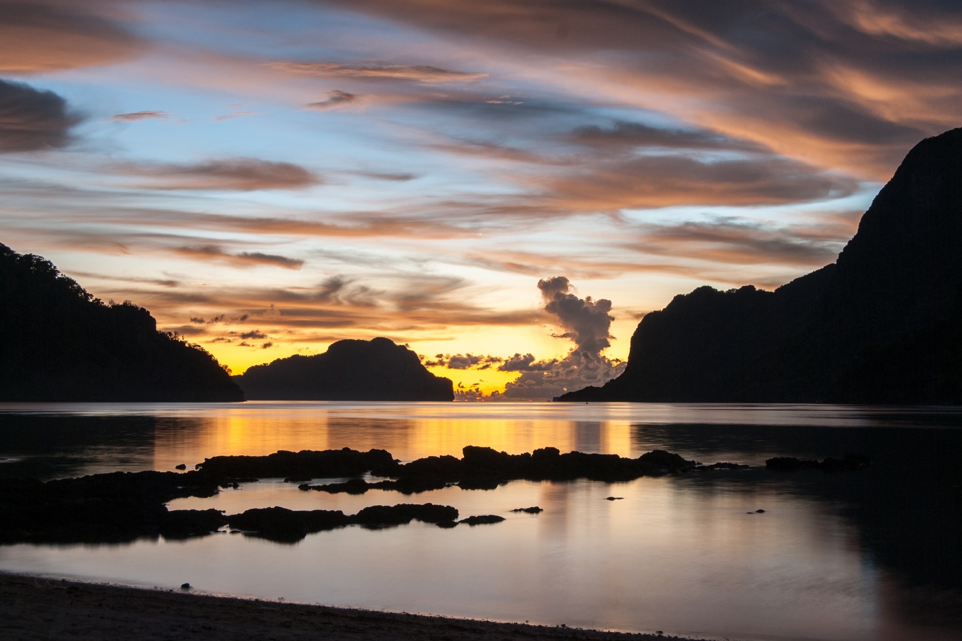 夕暮れのエル・ニド　パラワン島　フィリピンの風景
