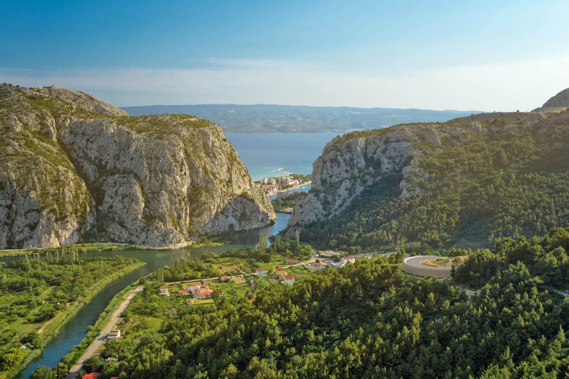 オミシュの風景　クロアチアの風景