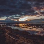 チチカカ湖の日の出の風景　ペルーの風景