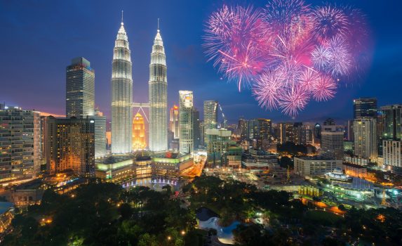 クアラルンプールの花火　マレーシアの風景