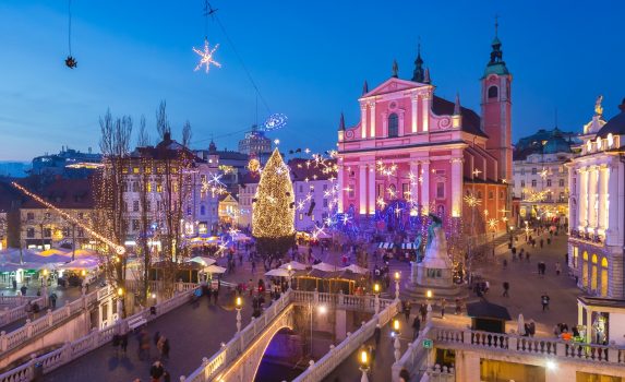 クリスマスのリュブリャナの風景　スロベニアの風景