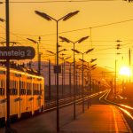 夕暮れの駅の風景　オーストリアの風景