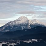 冬の高タトラ山脈　ザコパネ　ポーランドの風景