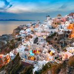 夕暮れのサントリーニ　ギリシャの風景