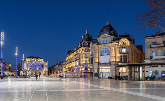 夕暮れのモンペリエ　コメディ広場の風景　フランスの風景