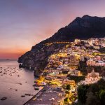 夕暮れのポジターノ　イタリアの風景