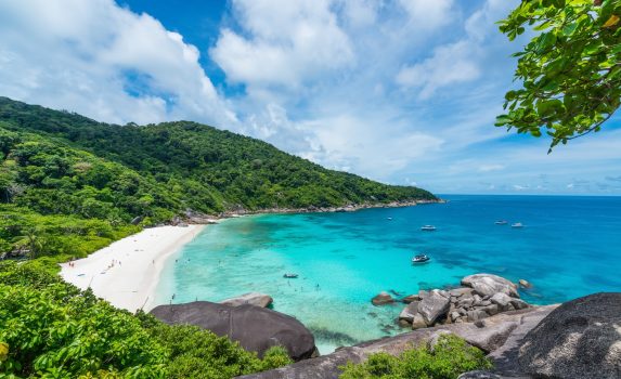 アンダマン海　シミラン島の風景　タイの風景