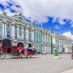 サンクトペテルブルクの宮殿広場　ロシアの風景