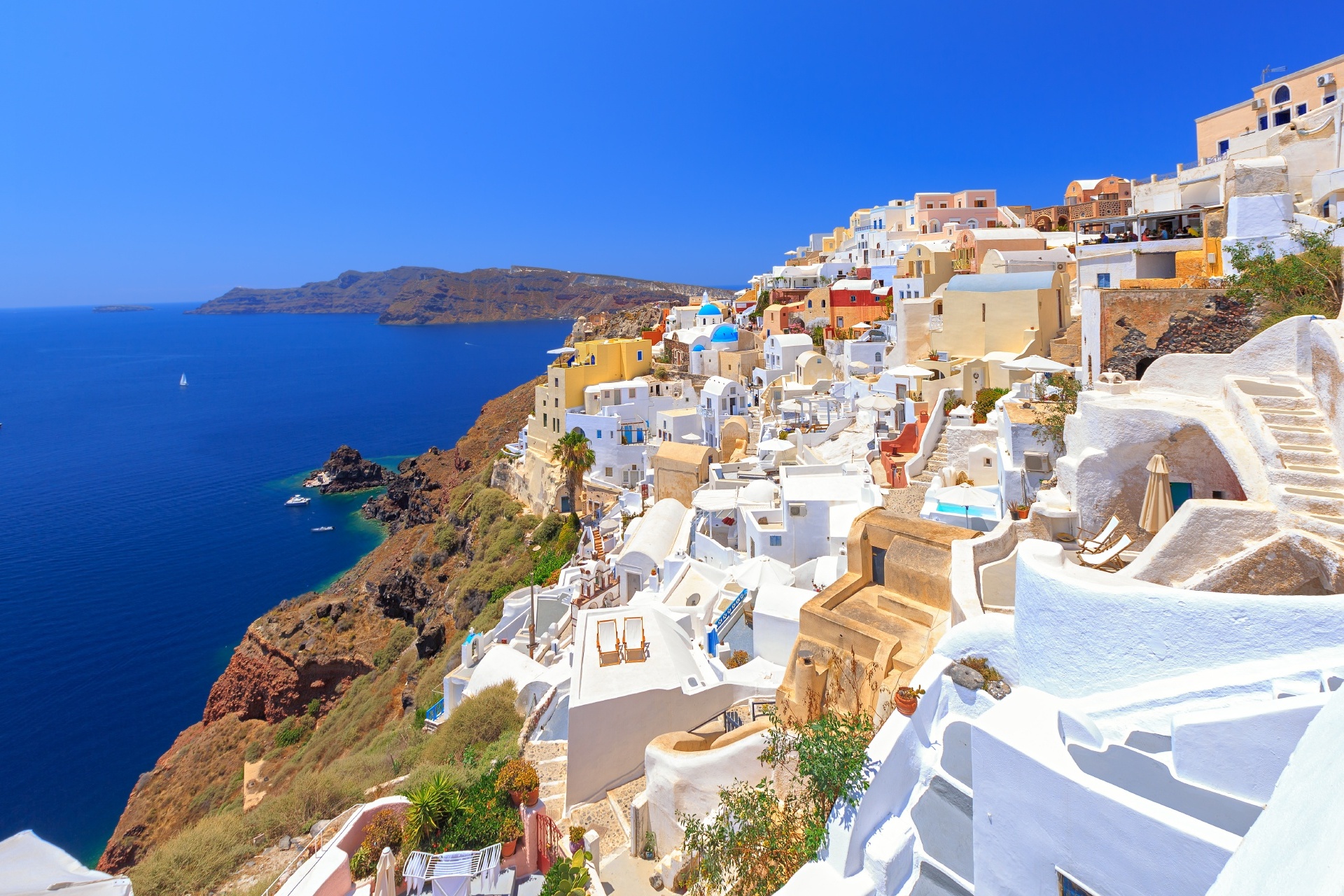 サントリーニ島の家並み　ギリシャの風景