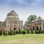 ローディー・ガーデン　バラー・グンバド　インドの風景