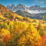 南チロルの秋の風景　イタリアの風景