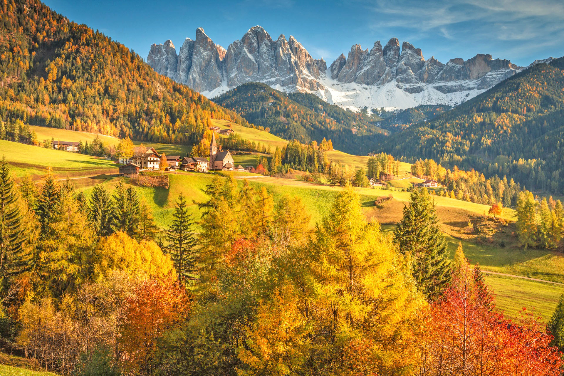 南チロルの秋の風景　イタリアの風景