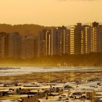美しい夏の夕暮れ　ブラジルの風景