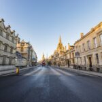 オックスフォードのハイストリート　イギリスの風景