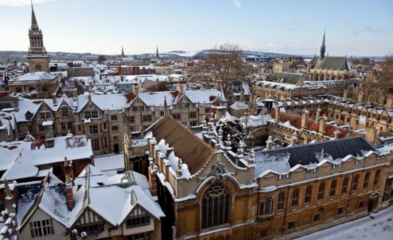 冬のオックスフォード　イギリスの風景