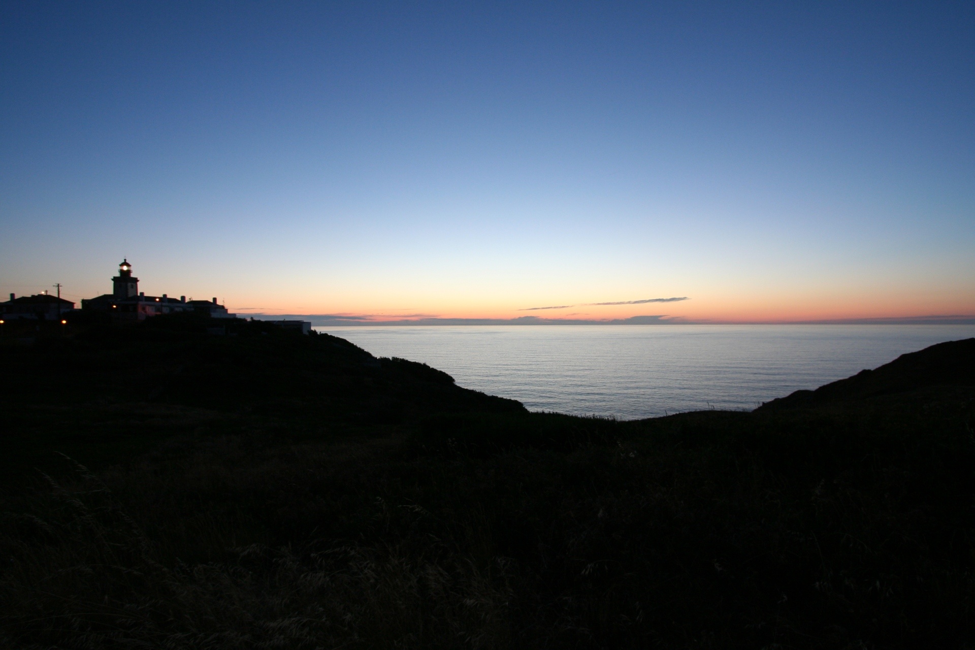 夕暮れのロカ岬　ポルトガルの風景