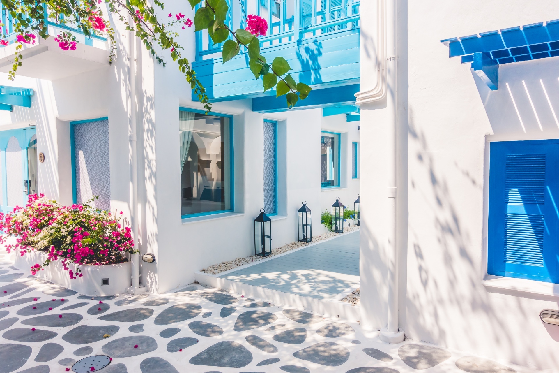 サントリーニ島の美しい路地　ギリシャの風景