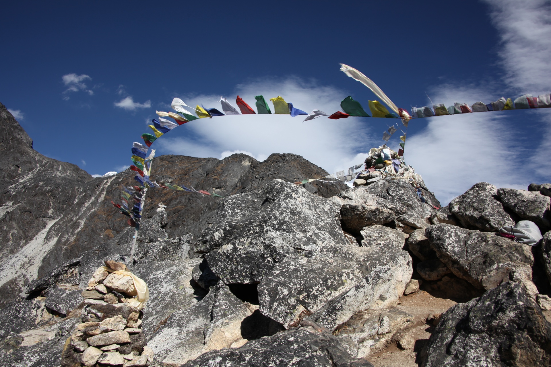 標高五千メートルの風景　ネパールの風景