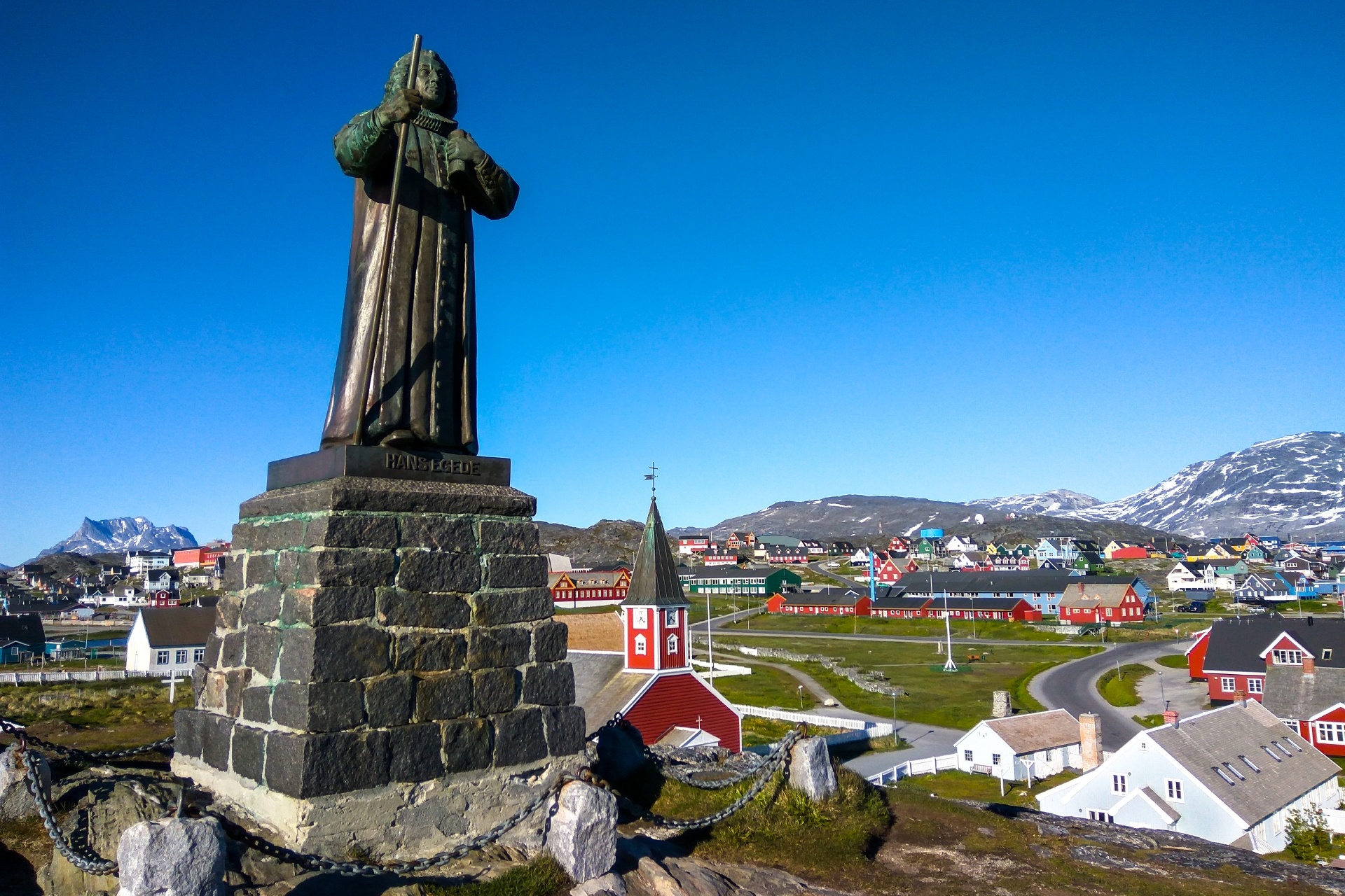 グリーンランドの首都ヌークの風景　グリーンランドの風景