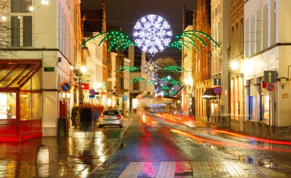 クリスマスシーズンのブルージュ　ベルギーのクリスマス風景