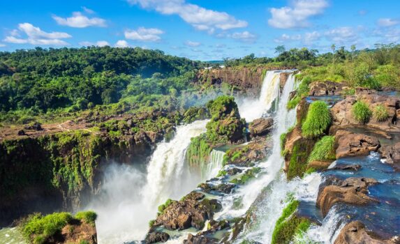 イグアスの滝　世界の絶景