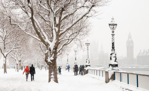 ロンドンの雪景色　イギリスの冬の風景