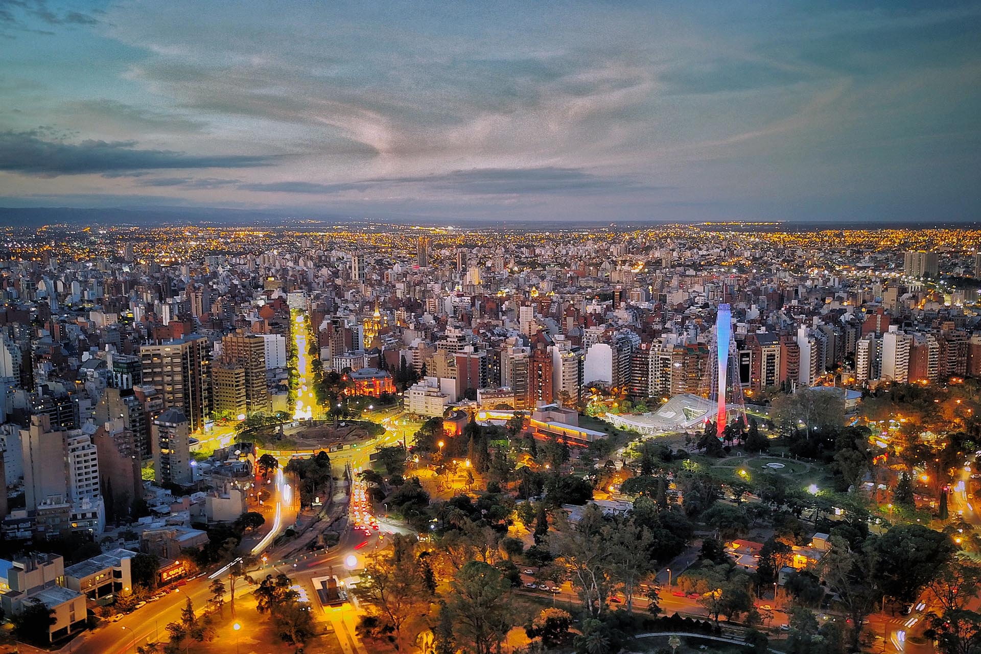 夕暮れのコルドバの眺め　アルゼンチンの風景