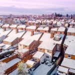 雪のイギリスの街並み　イギリスの風景