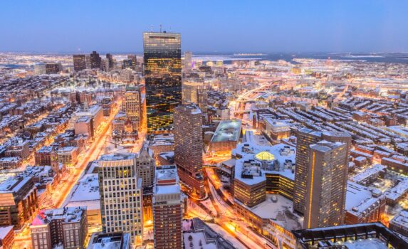 冬の夕暮れ時のボストン　アメリカの風景