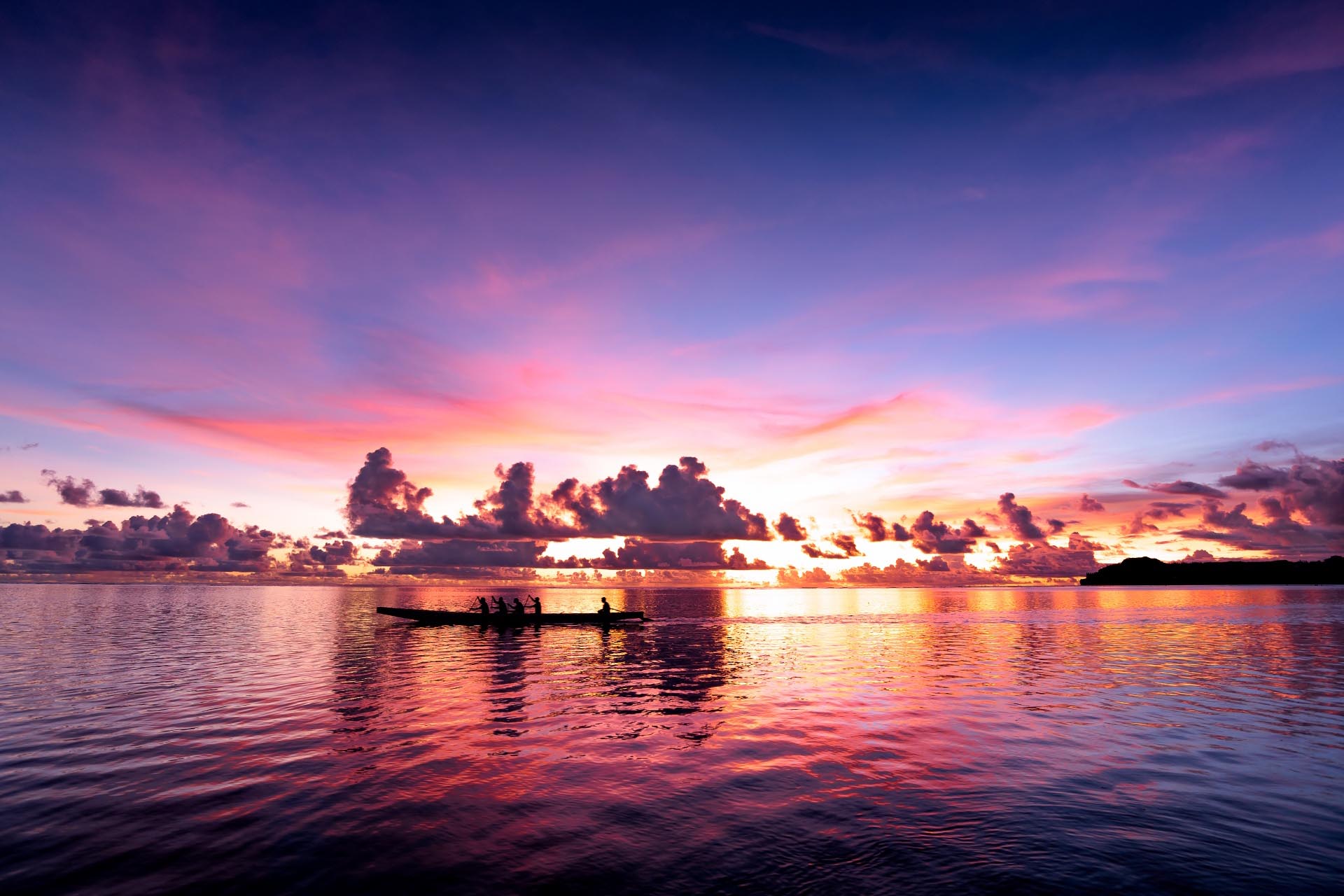 グアムの夕暮れ　西太平洋の風景